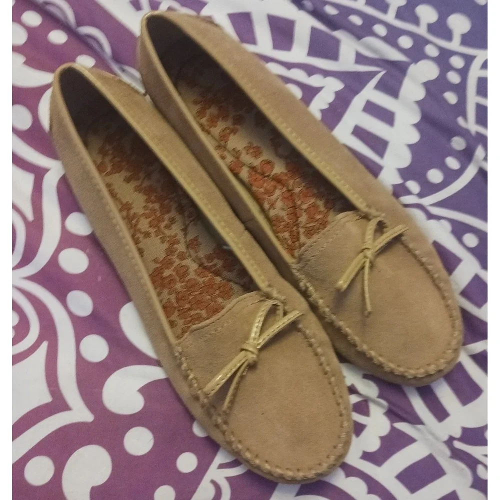Lands' End Women's Leather Suede Slip On Moccasins, Size 8.5‎